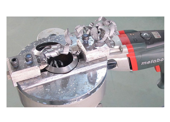 เครื่องตัดและบากท่อไฟฟ้า 1300W 120r/Min